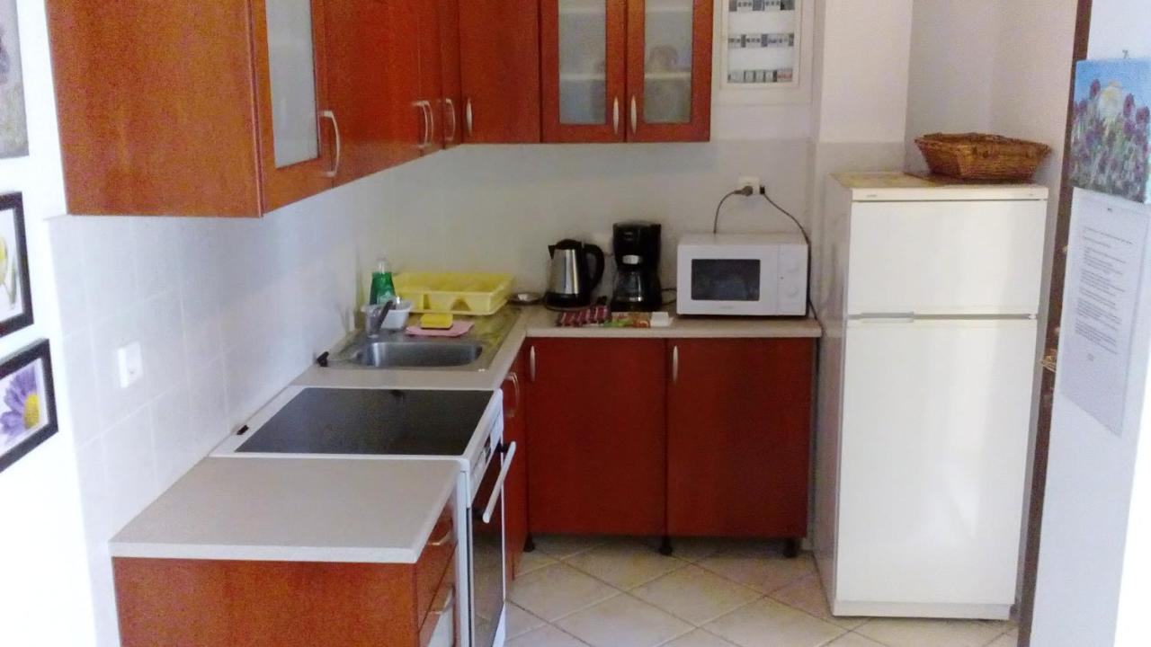 Natalia'S Apartments Nikiti  Zewnętrze zdjęcie